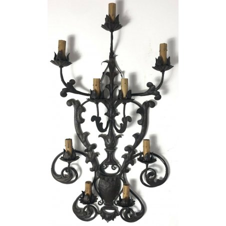 ANTICA APLIQUE LAMPADA MURO FERRO BATTUTO CANDELE EPOCA OLD COPPA LUME 8 LUCI 