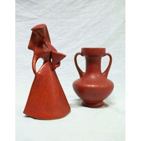 COPPIA SCULTURA DONNA COSTUME CESTO e ANFORA BIANSATA PORCELLANA FAT LAVA ROSSO