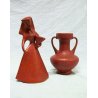 COPPIA SCULTURA DONNA COSTUME CESTO e ANFORA BIANSATA PORCELLANA FAT LAVA ROSSO