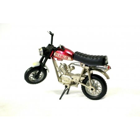 MODELLINO MOTO Fantic Motor TX 10 Diablo CARMODEL art 552 scala 1/24 VINTAGE