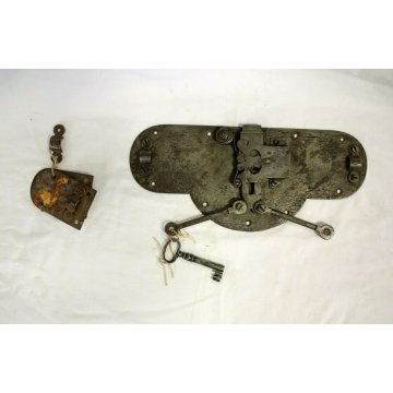GRANDE RARA ANTICA SERRATURA ferro battuto con CHIAVE 800 DOOR LOCK IRON KEY   
