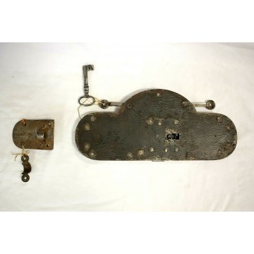 GRANDE RARA ANTICA SERRATURA ferro battuto con CHIAVE 800 DOOR LOCK IRON KEY   