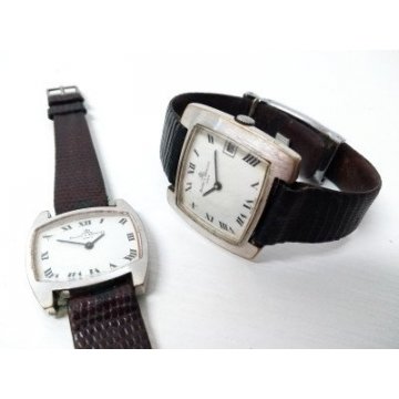 Coppia orologi da polso...