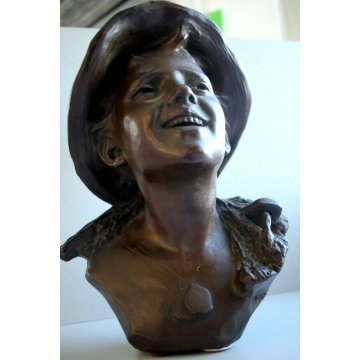 SCULTURA BUSTO SCUGNIZZO PESCATORE TERRACOTTA RAGAZZO DI STRADA con CAPPELLO