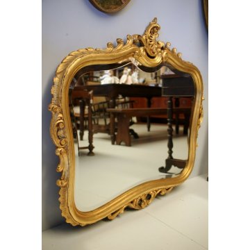 ANTICA SPECCHIERA SPECCHIO MOLATO SAGOMATO BAROCCHETTO LEGNO INTAGLIATO DORATO